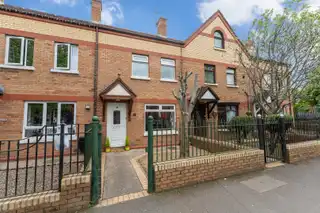 210 Grosvenor RoadImage 2