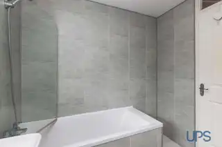 3 Fingals CourtImage 19