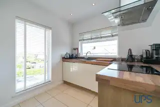 73 Upper Dunmurry LaneImage 10