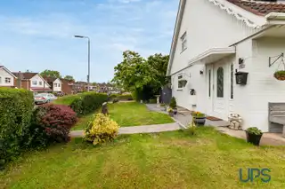63 Orchardville CrescentImage 24