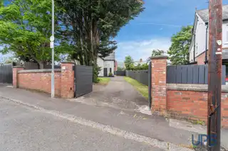 21 Ardmore AvenueImage 39
