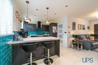 21 Ardmore AvenueImage 12