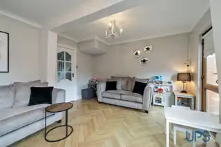 15 Riverdale GardensImage 4