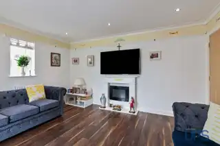 38 Lagmore View RoadImage 5