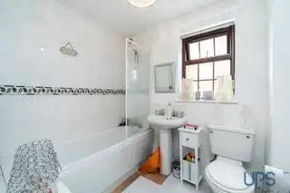 Apt 9B AranmorImage 13