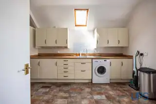 Cidercourt RoadImage 32