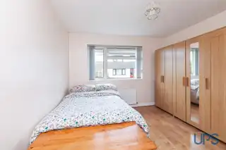 12 Glenmeen CloseImage 17