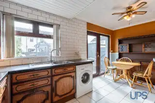 73 Lenadoon AvenueImage 9