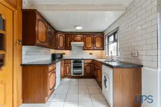 73 Lenadoon AvenueImage 10