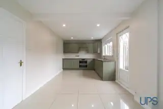 17 Ladybrook AvenueImage 9