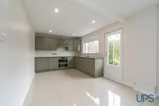 17 Ladybrook AvenueImage 12
