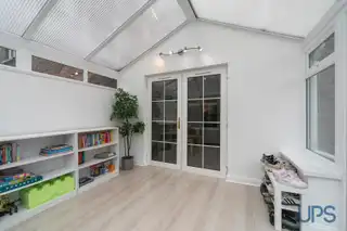 58 Mount Eagles AvenueImage 10