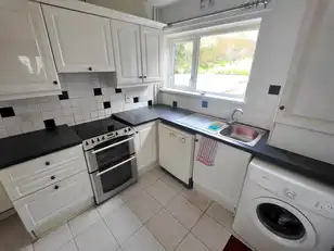 71 Sunningdale ParkImage 8