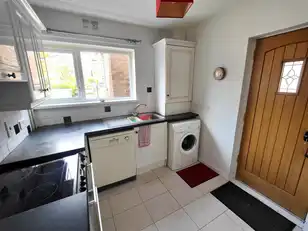 71 Sunningdale ParkImage 9