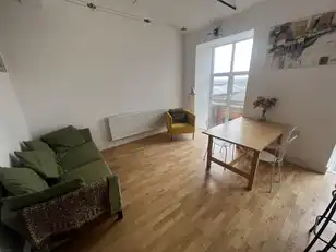 Apt, 201 Edenderry LoftsImage 5