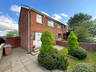 26 Brae Hill ParkImage 3