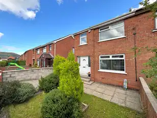 26 Brae Hill ParkImage 2