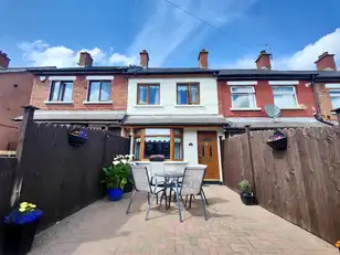 Image 1 for 60 Ladbrook Drive