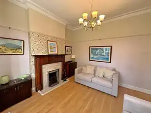 15 Thirlmere GardensImage 8