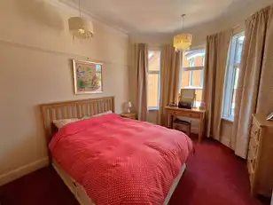 15 Thirlmere GardensImage 22