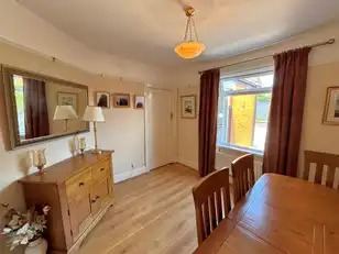 15 Thirlmere GardensImage 11