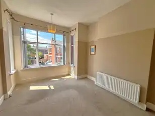 15 Thirlmere GardensImage 23