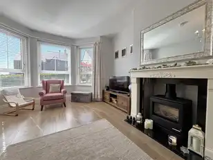25 Donegall Park GardensImage 8
