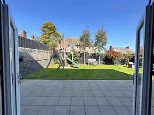 25 Donegall Park GardensImage 36