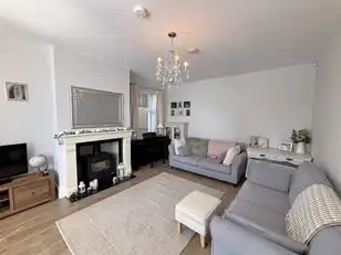 25 Donegall Park GardensImage 9
