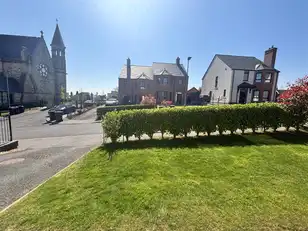 25 Donegall Park GardensImage 3