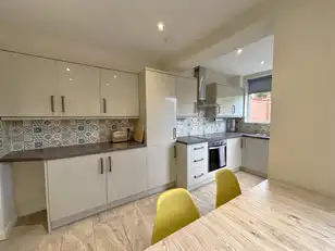 32 Meyrick ParkImage 9