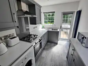 15 Springvale GardensImage 8