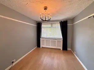 10 Westway ParadeImage 10