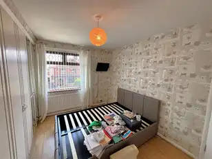 10 Westway ParadeImage 16