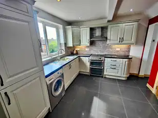 22 Highfern GardensImage 13
