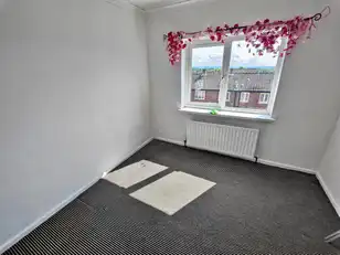 22 Highfern GardensImage 16