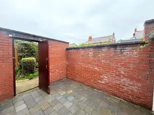 35 Ophir GardensImage 29