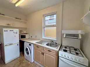 35 Ophir GardensImage 17