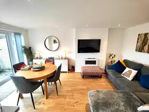 10 Lyndhurst ParkImage 12