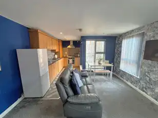 Apt 7, 109 Shankill RoadImage 8