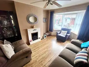 9 Sydney Street WestImage 3