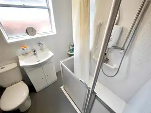 9 Sydney Street WestImage 8