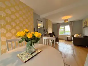 29 Ashfield GardensImage 9