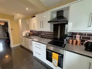 29 Ashfield GardensImage 14