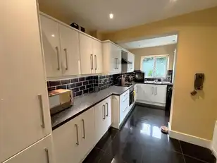 29 Ashfield GardensImage 12