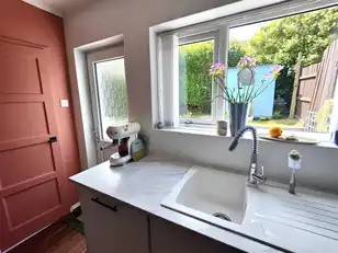 15 Waveney AvenueImage 13
