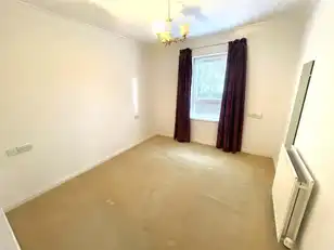 Apt 4 Knockdene ManorImage 6