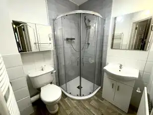Apt 4 Knockdene ManorImage 8