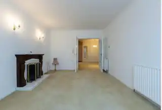 Apt 4 Knockdene ManorImage 4