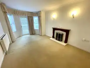 Apt 4 Knockdene ManorImage 3